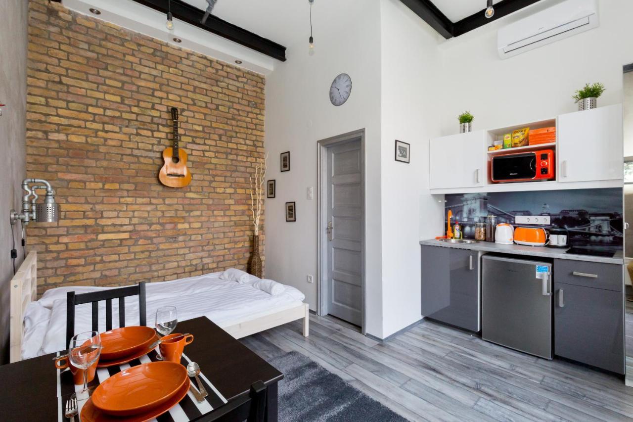 K10 A Kazinczy Apartment Budapest Luaran gambar