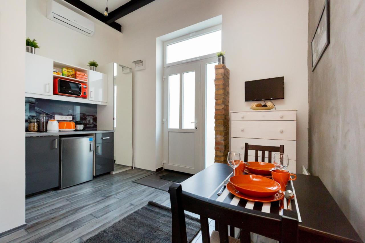K10 A Kazinczy Apartment Budapest Luaran gambar